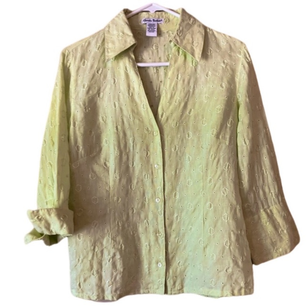 Alexandra Bartlett 100% Linen Green Circle Embroidery Eyelet V-Neck Button down